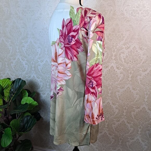 Soft Surroundings Size Small Floral Print Tunic 3/4 Sleeves Cream/Pink/Green EUC - Picture 9 of 15